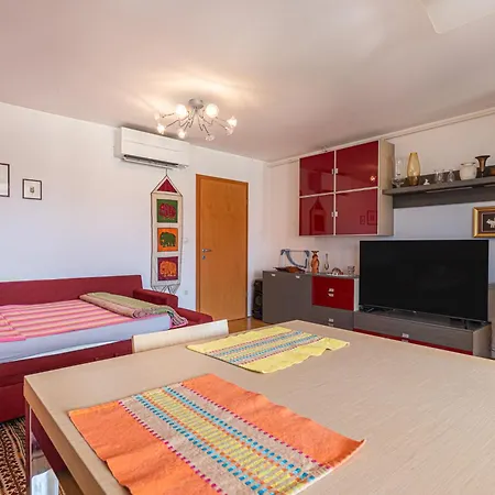 Near The Old Town - Happy Izola