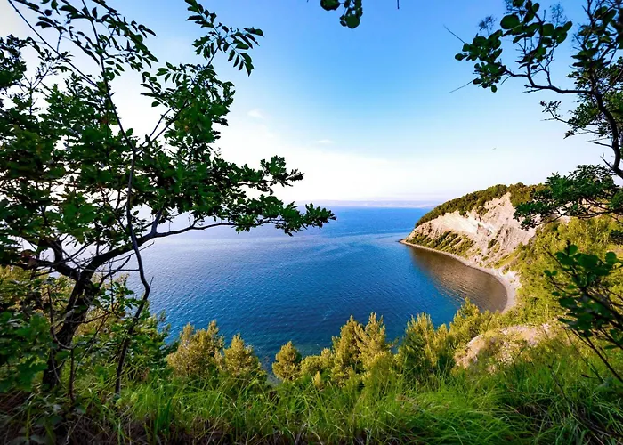 Near The Old Town - Happy イゾラ